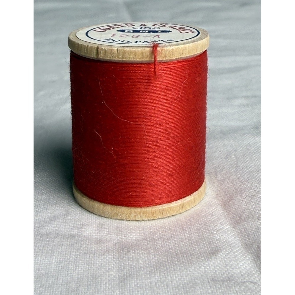 Vintage NEW Coats & Clark's 125 Yards #128-A Atom Red Thread Wooden Spool